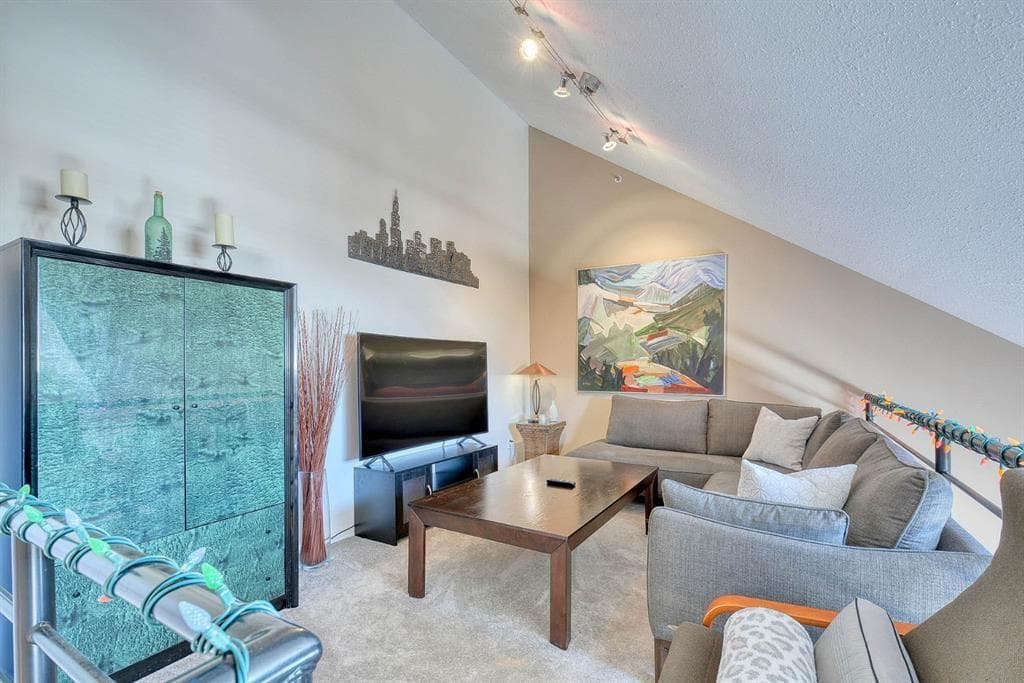 114, 6550 Old Banff Coach Road SW