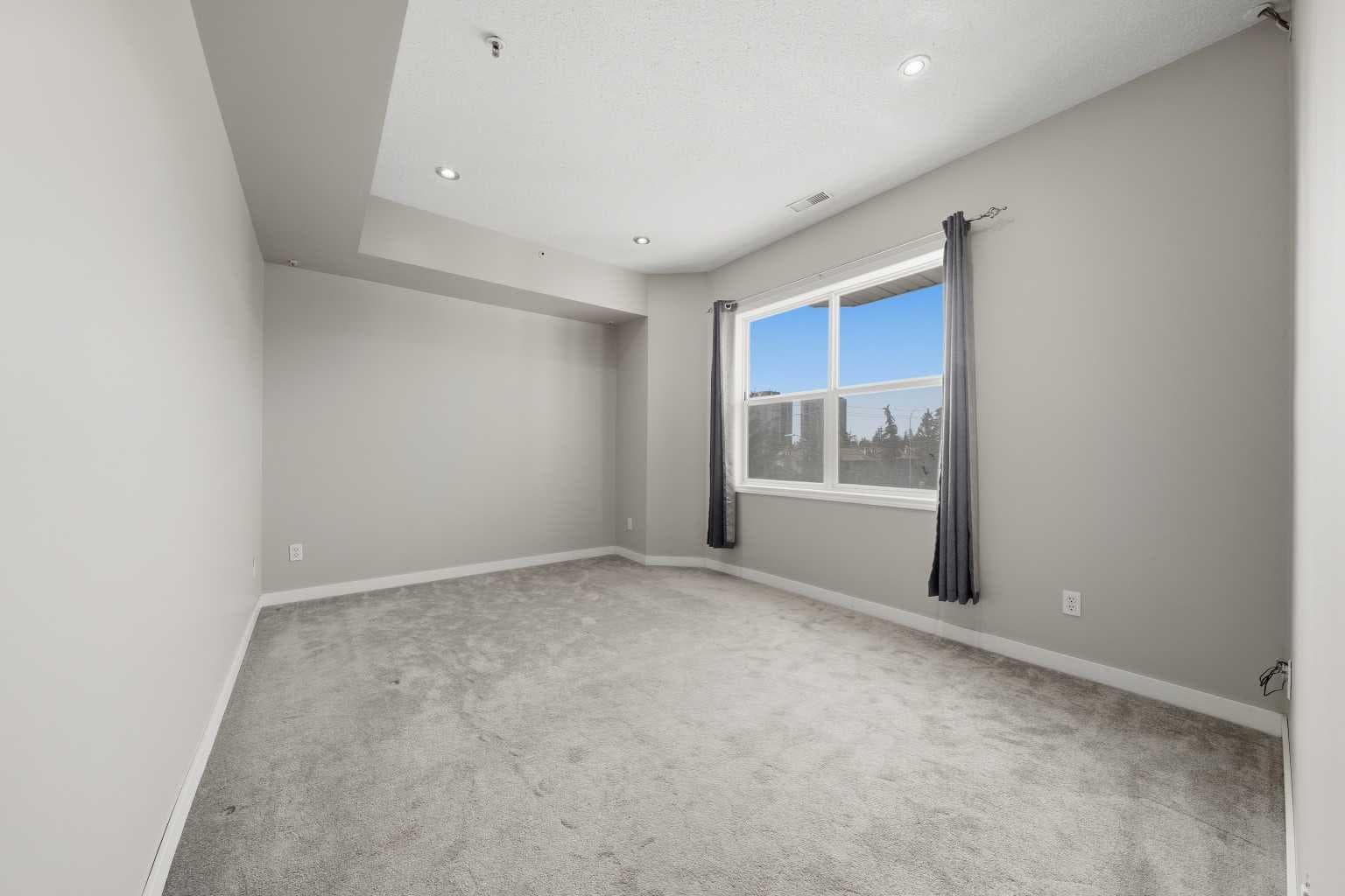 114, 6550 Old Banff Coach Road SW