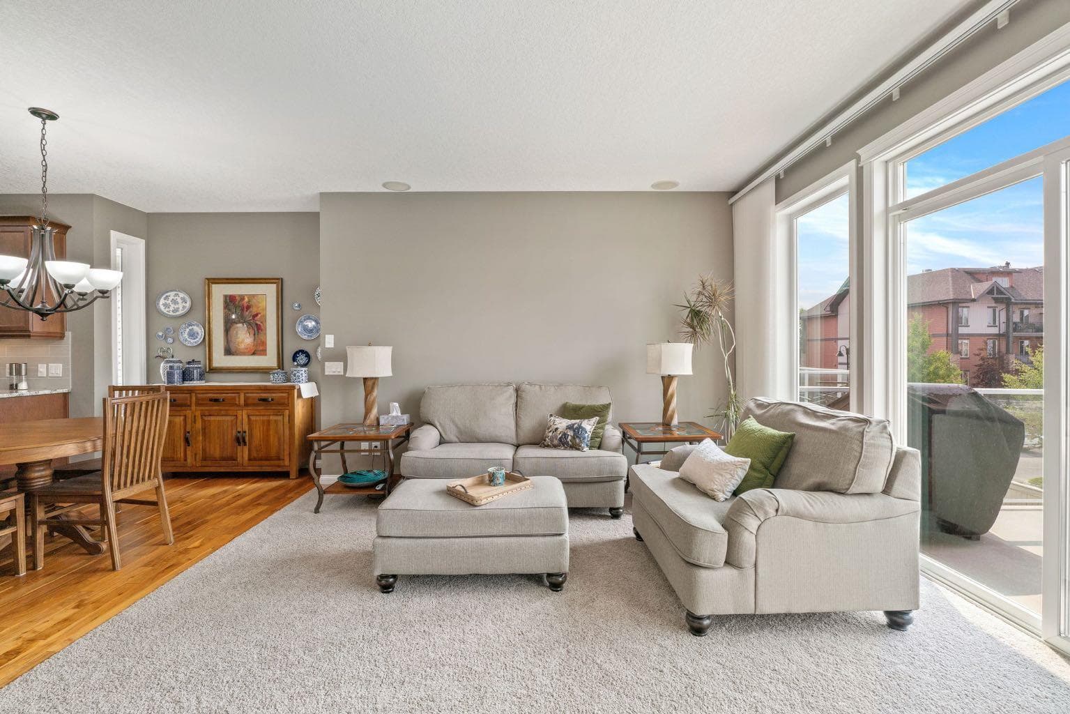 204 Sunset Square 