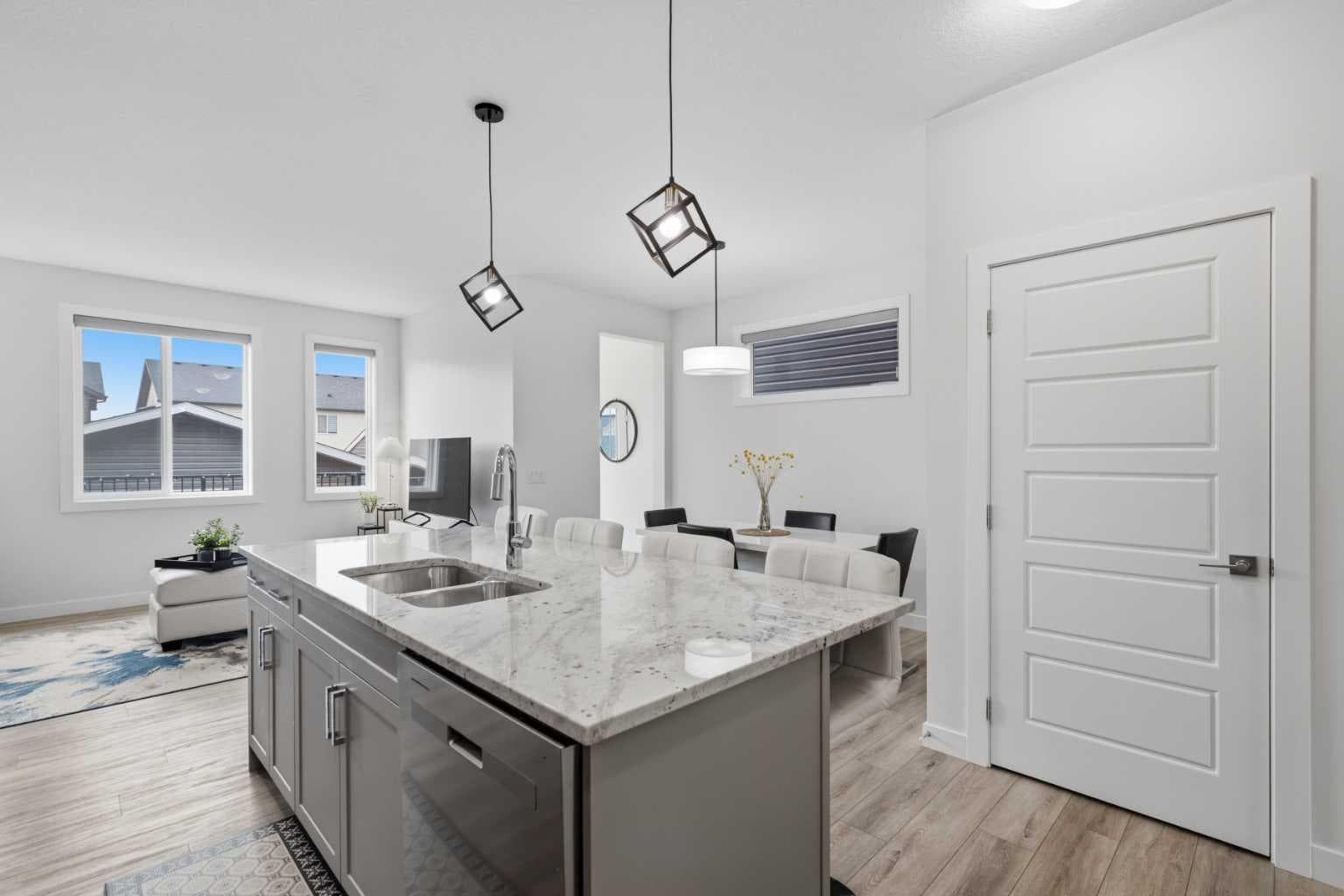 144 Amblehurst Green NW