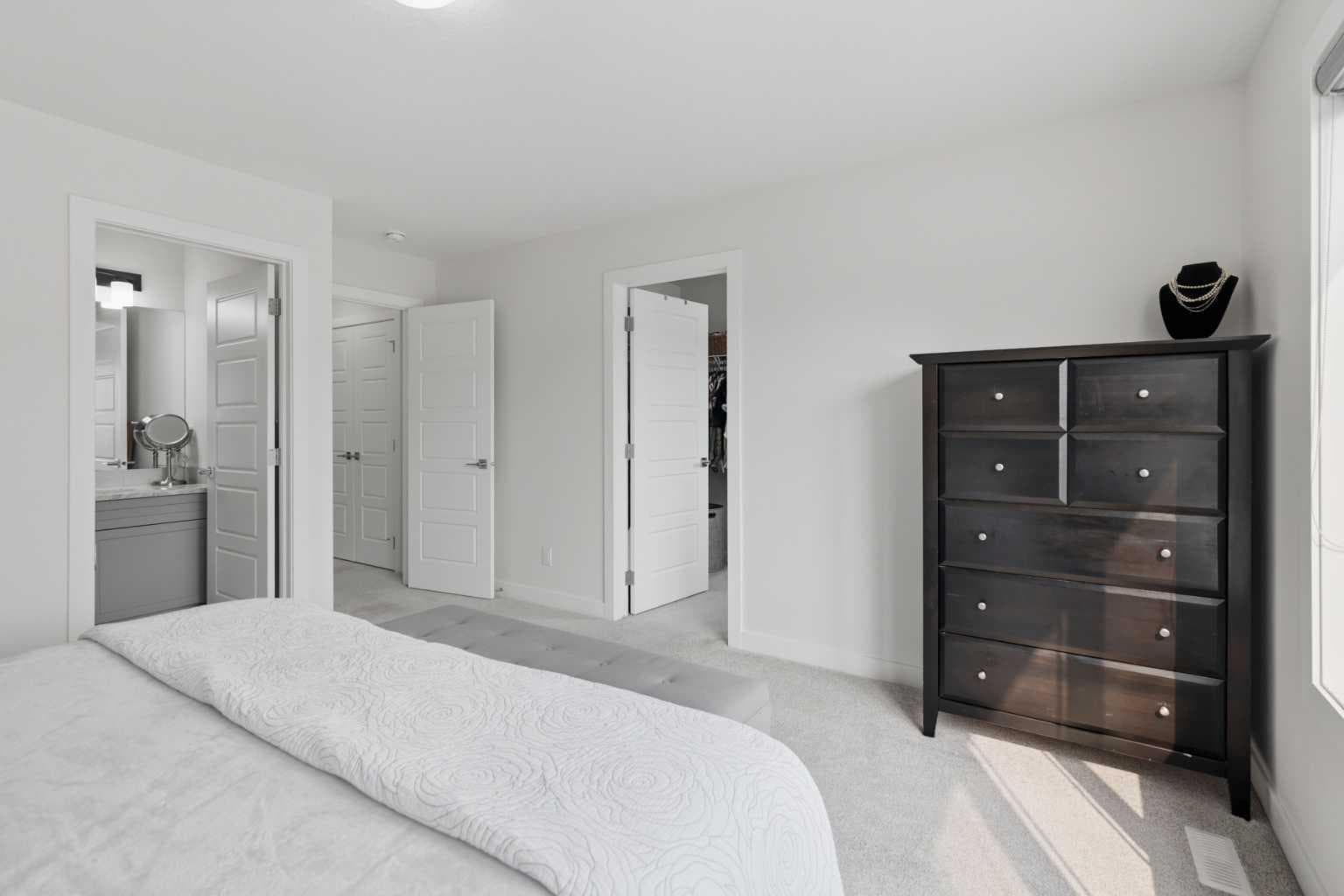 144 Amblehurst Green NW