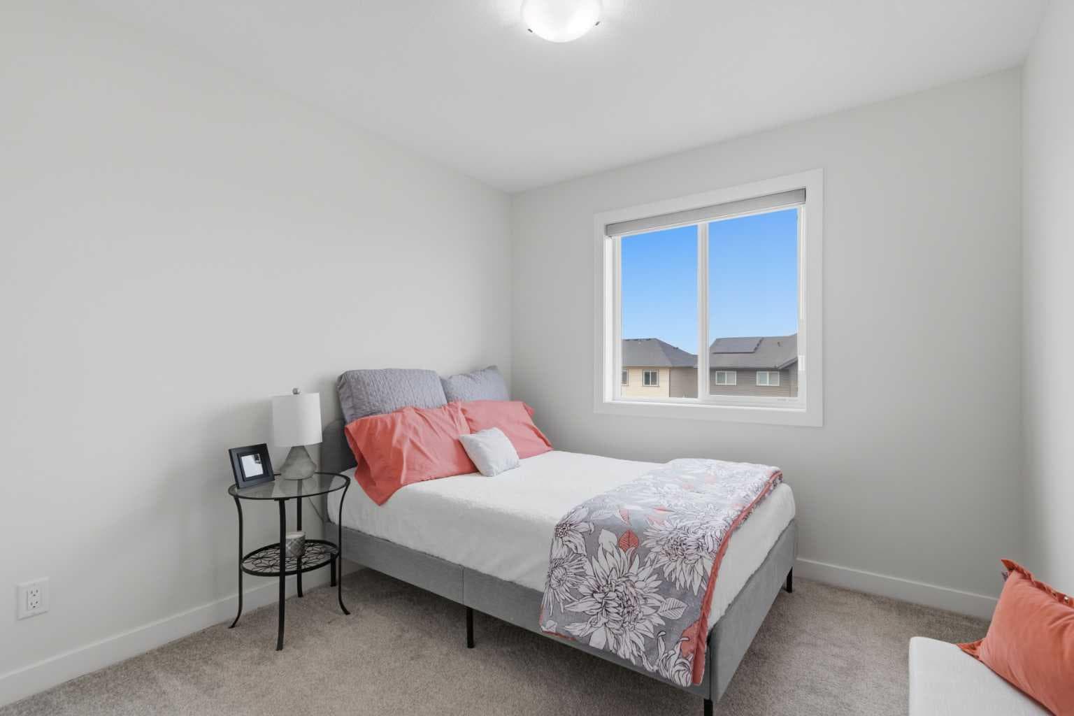 144 Amblehurst Green NW