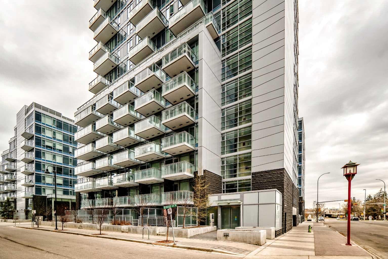 104, 108 Waterfront Court SW