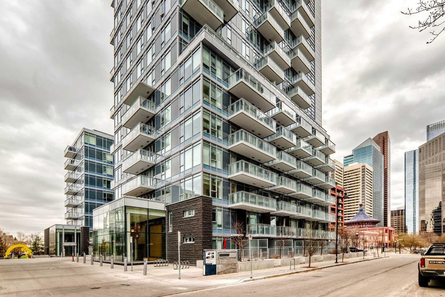 104, 108 Waterfront Court SW