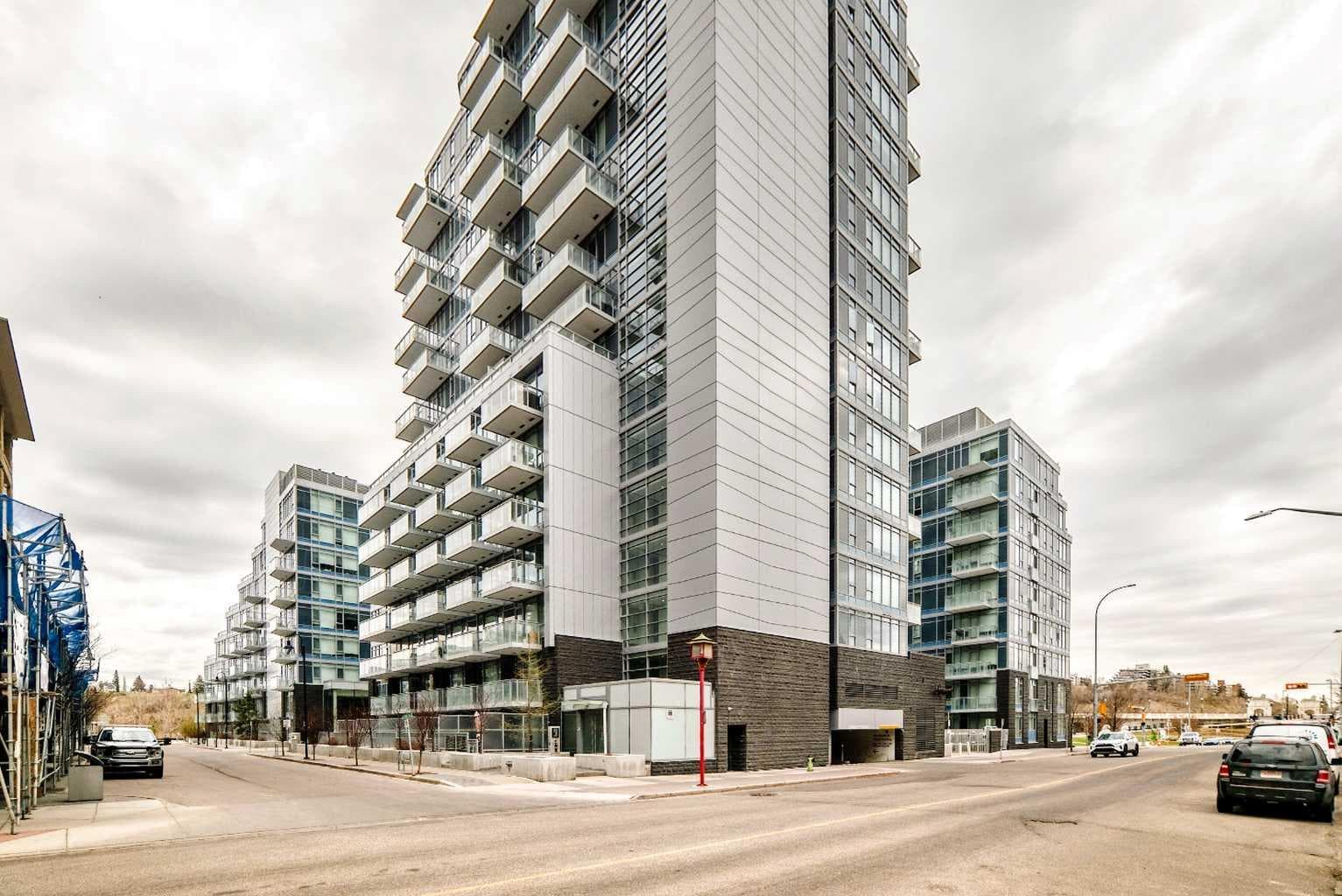 104, 108 Waterfront Court SW