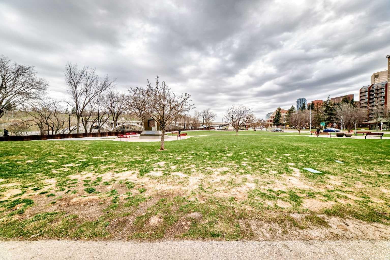 104, 108 Waterfront Court SW