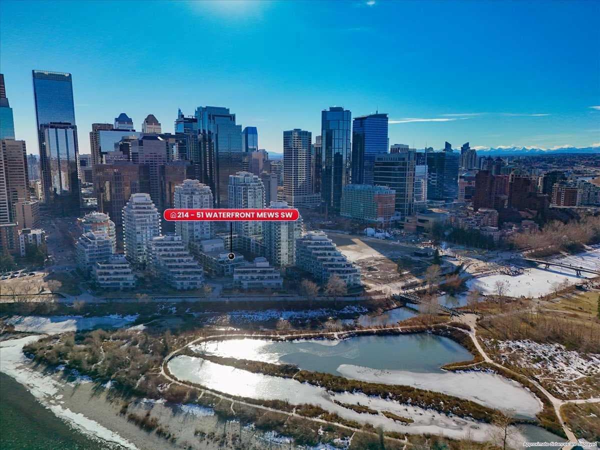 214, 51 Waterfront Mews SW
