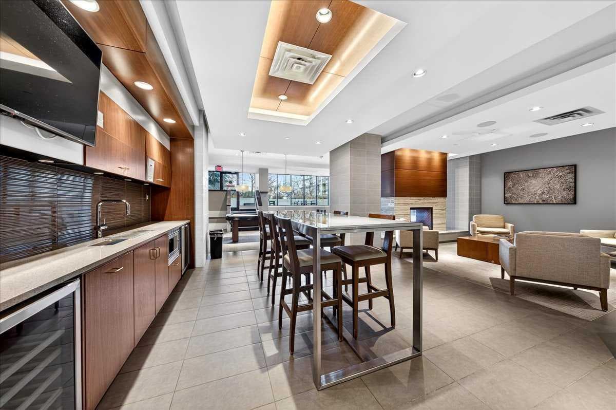214, 51 Waterfront Mews SW