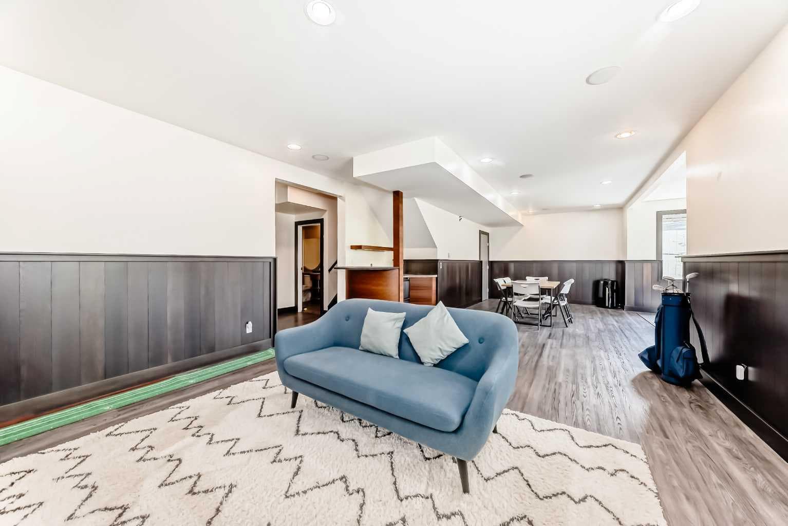 11 Cresthaven Bay SW