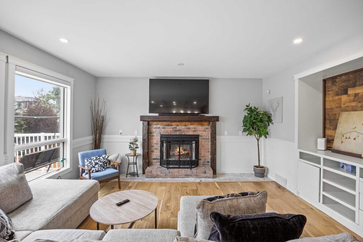 311 Hawkland Place NW