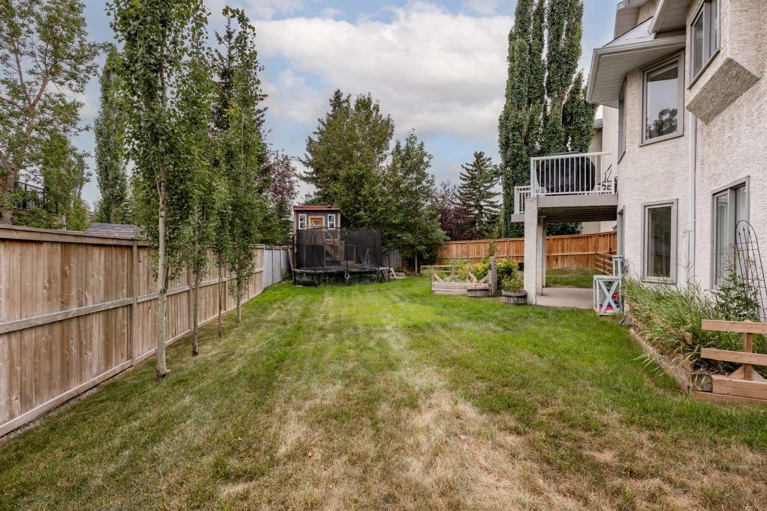 311 Hawkland Place NW