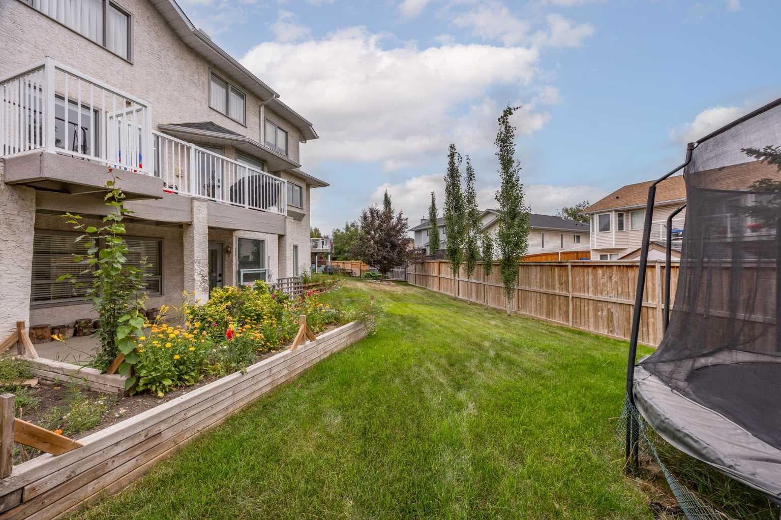311 Hawkland Place NW