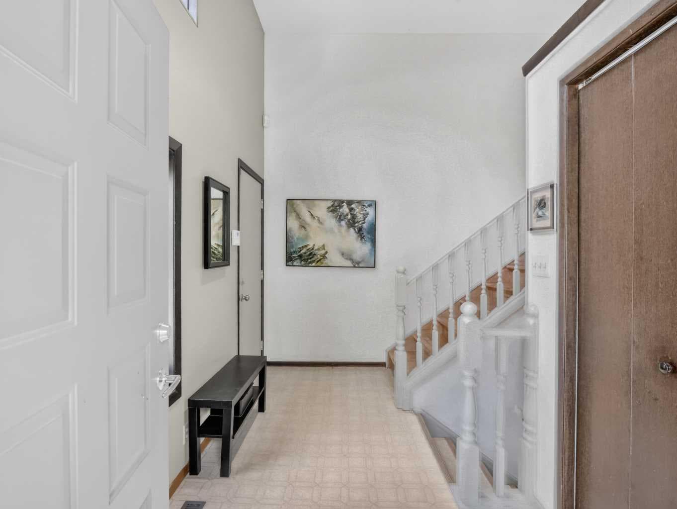22 Pinewood Crescent 