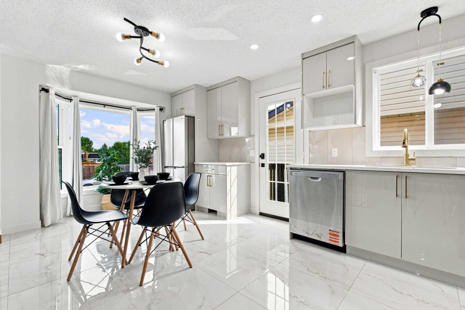 427 Falmere Road NE