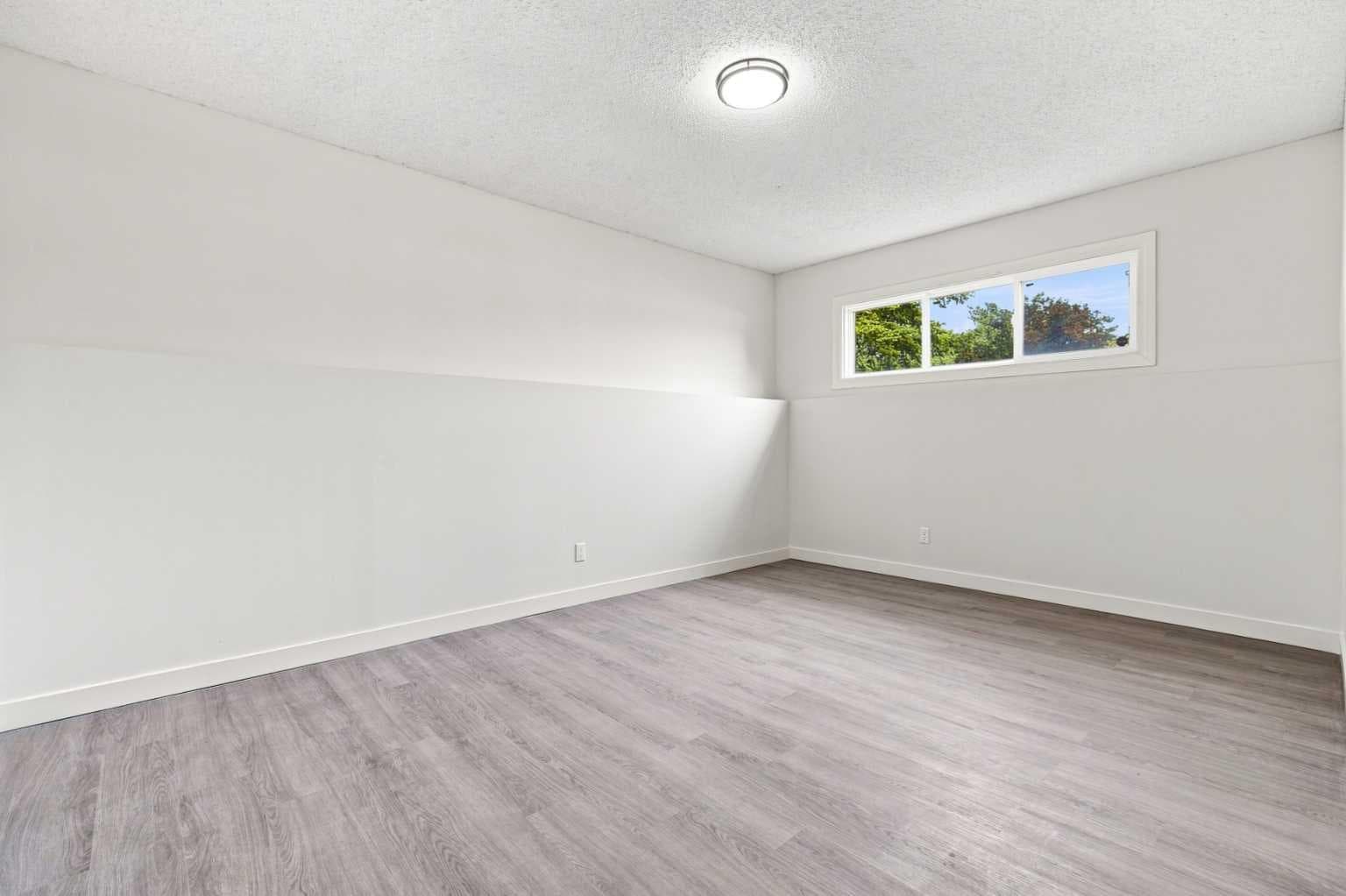 427 Falmere Road NE