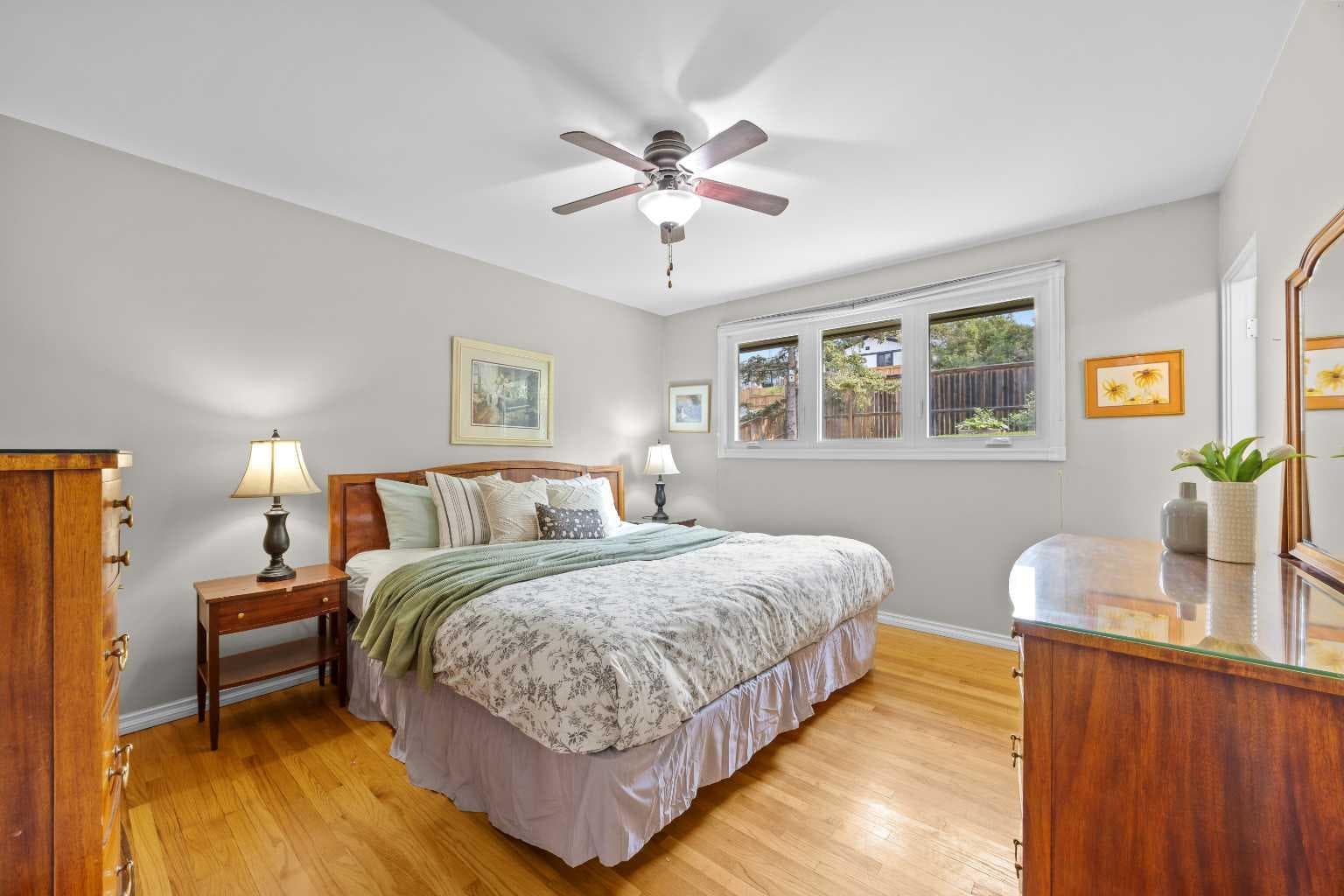 30 Gateway Drive SW
