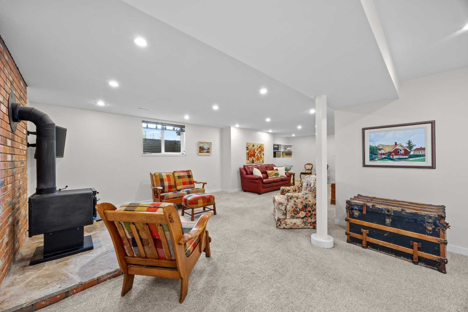 30 Gateway Drive SW