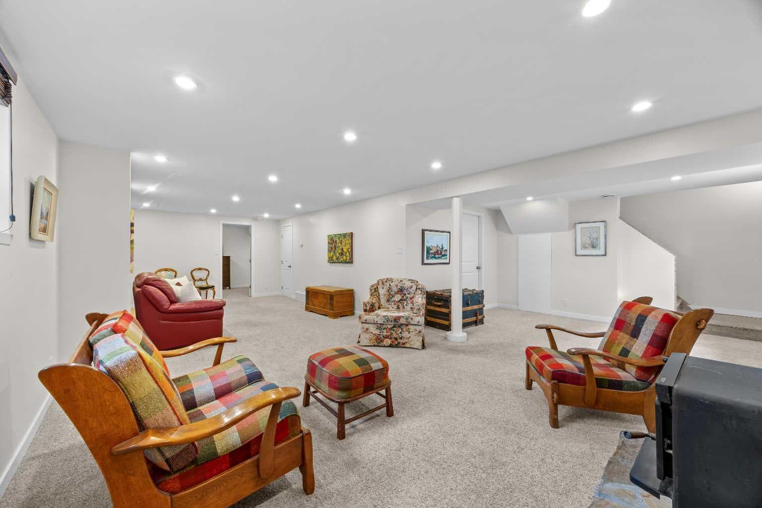 30 Gateway Drive SW