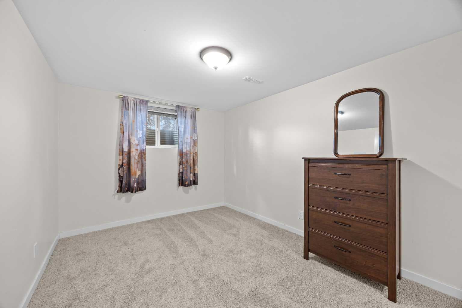 30 Gateway Drive SW