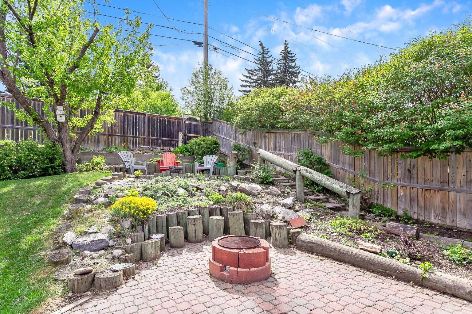 30 Gateway Drive SW