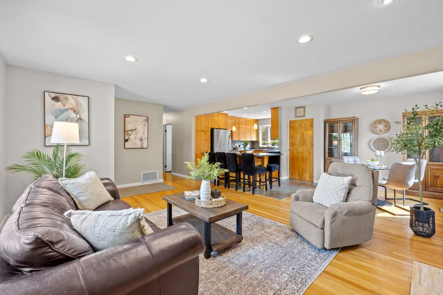 30 Gateway Drive SW