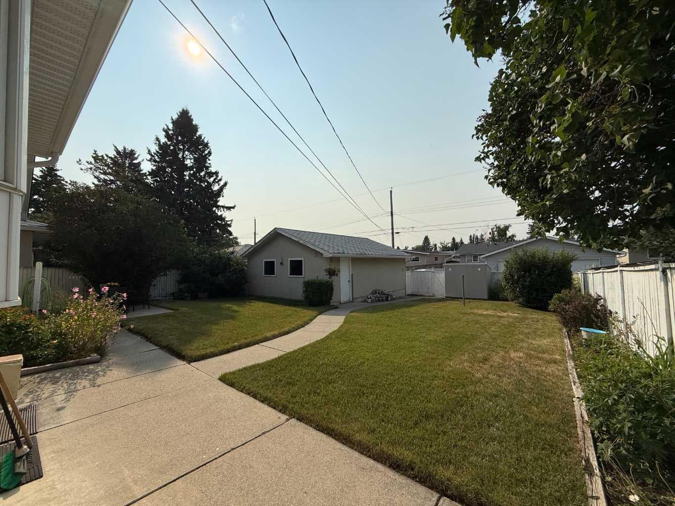 5015 Marchand Crescent NE