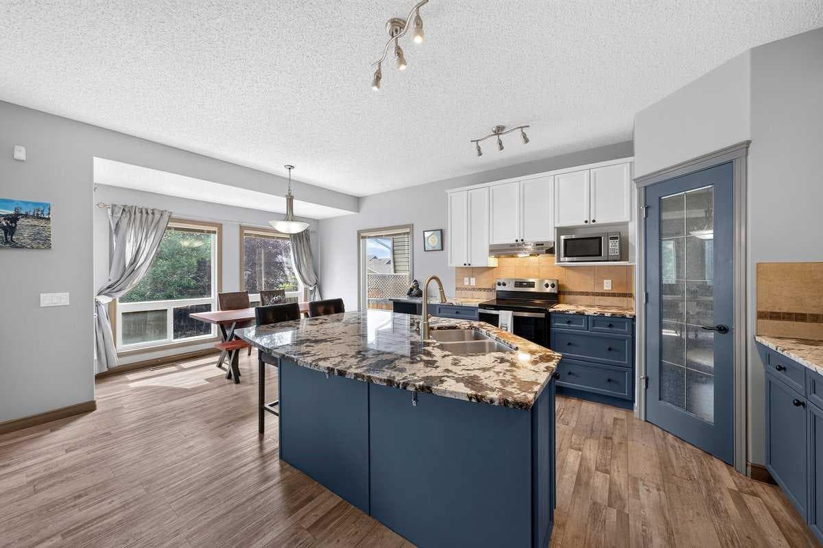 363 Evanston View NW