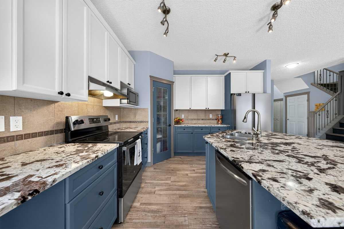 363 Evanston View NW