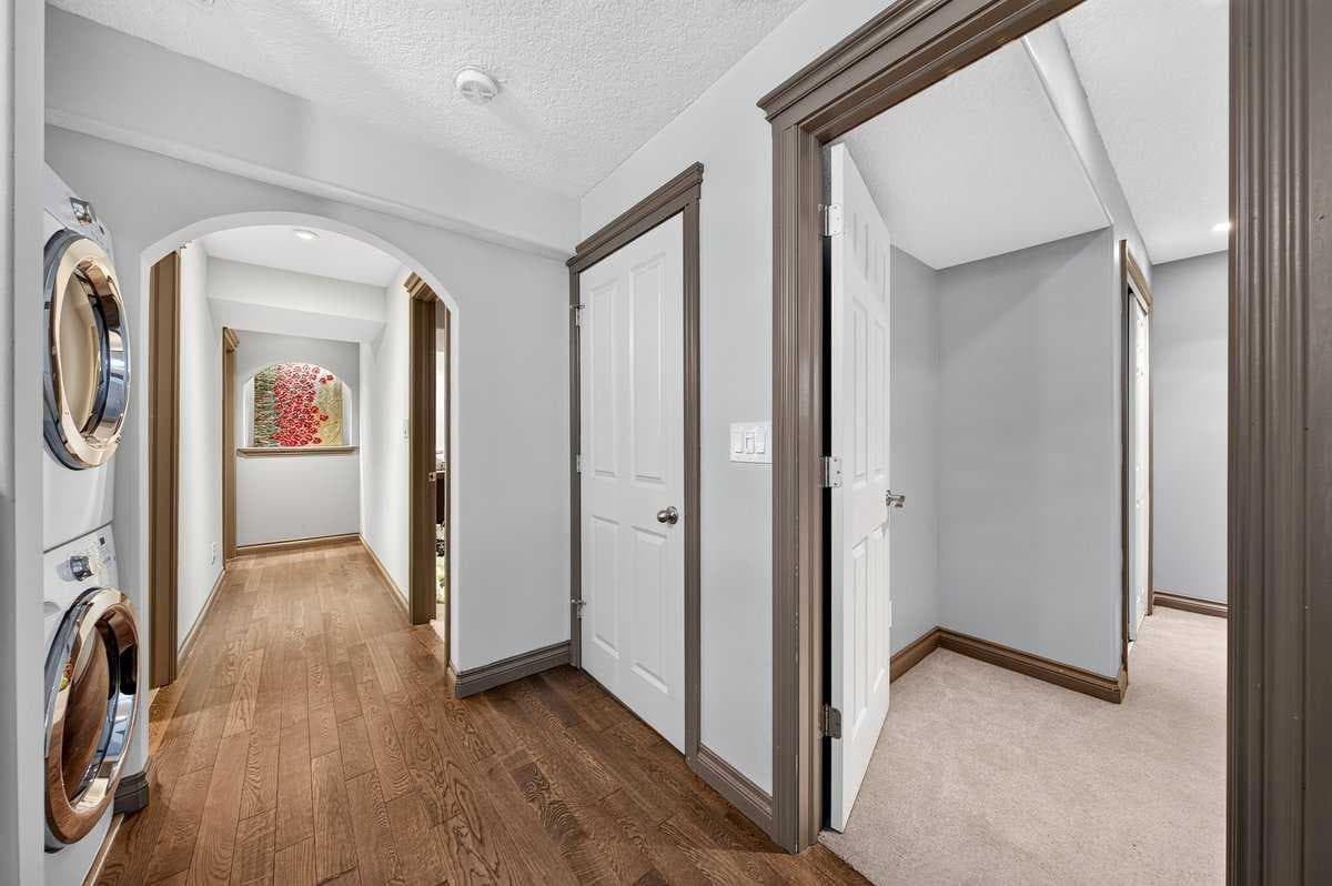 363 Evanston View NW