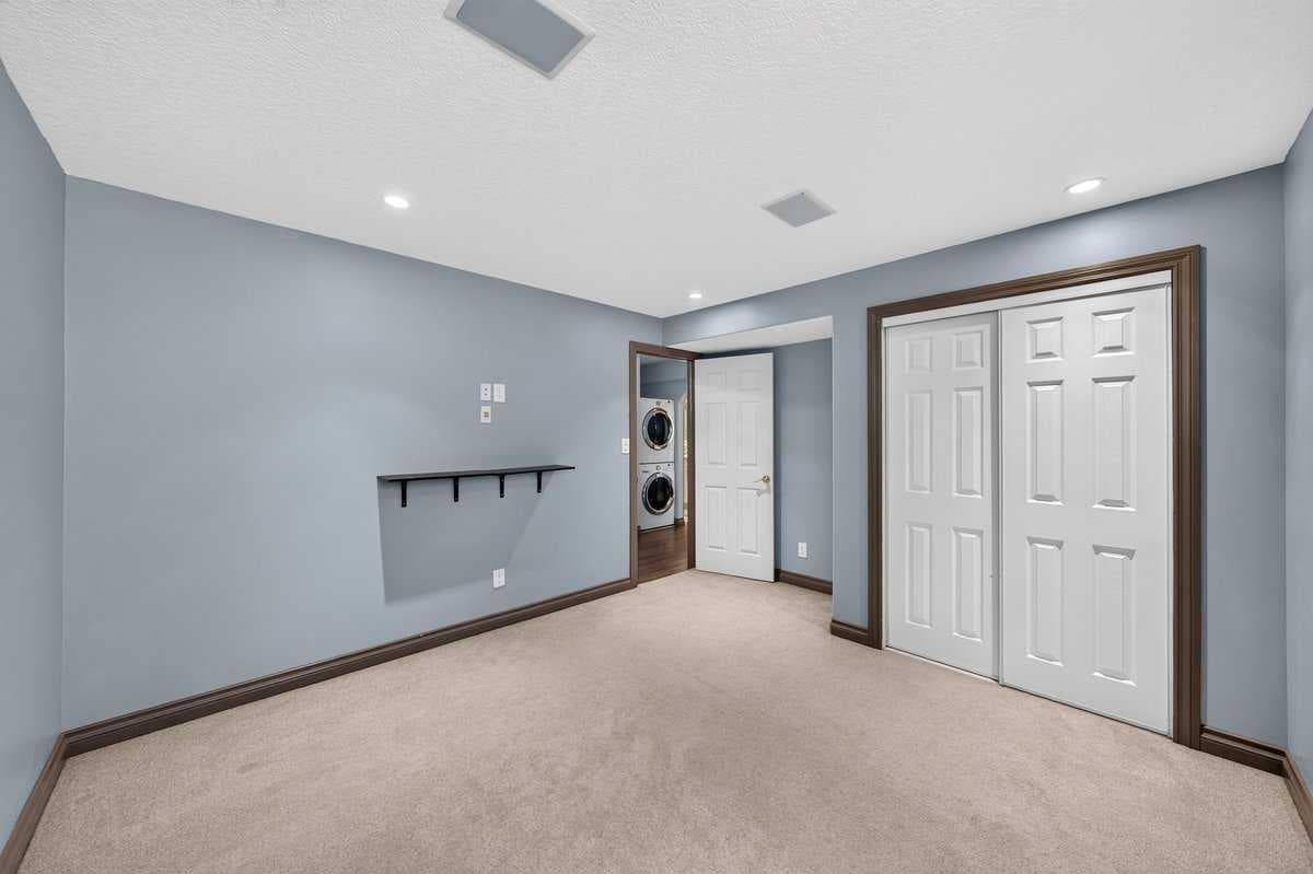 363 Evanston View NW