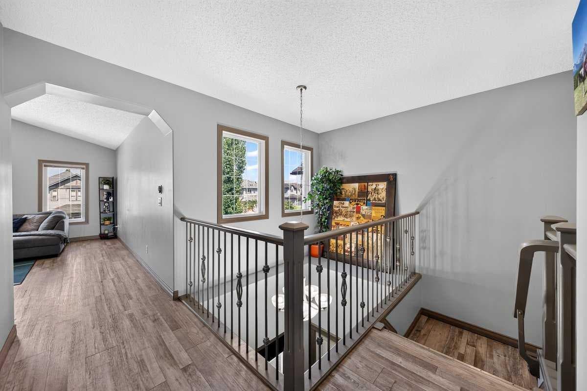 363 Evanston View NW