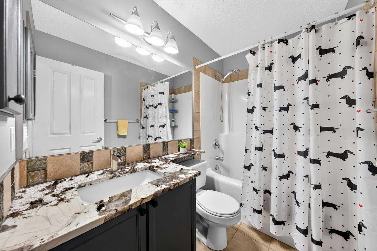 363 Evanston View NW