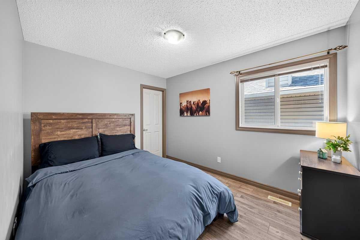 363 Evanston View NW