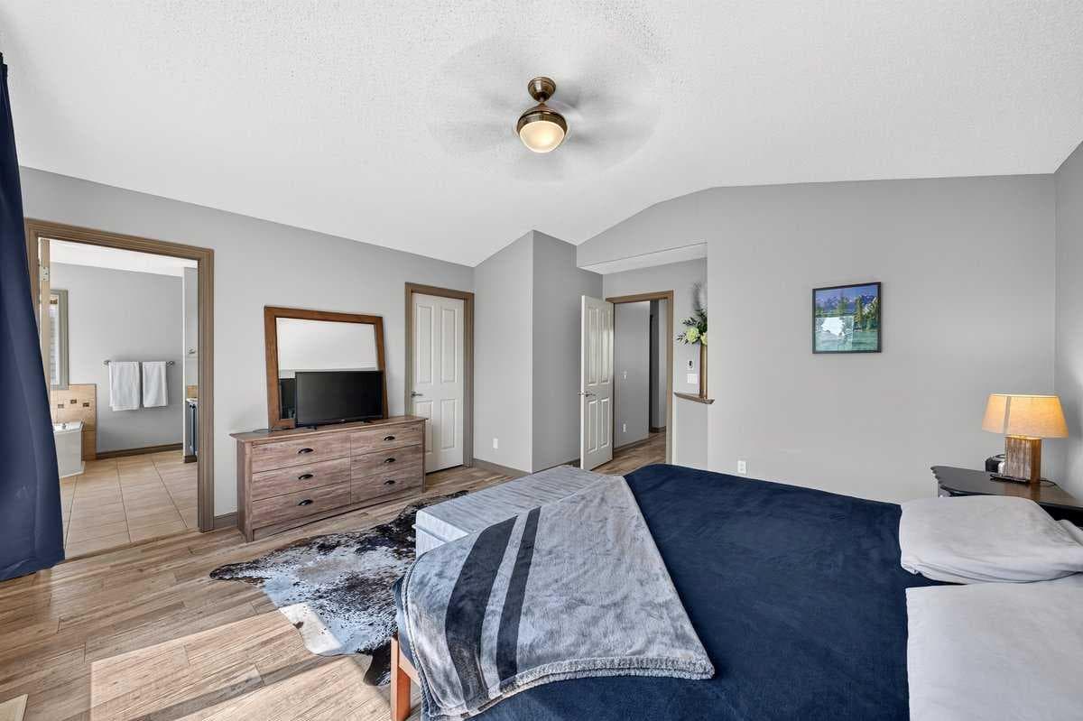 363 Evanston View NW