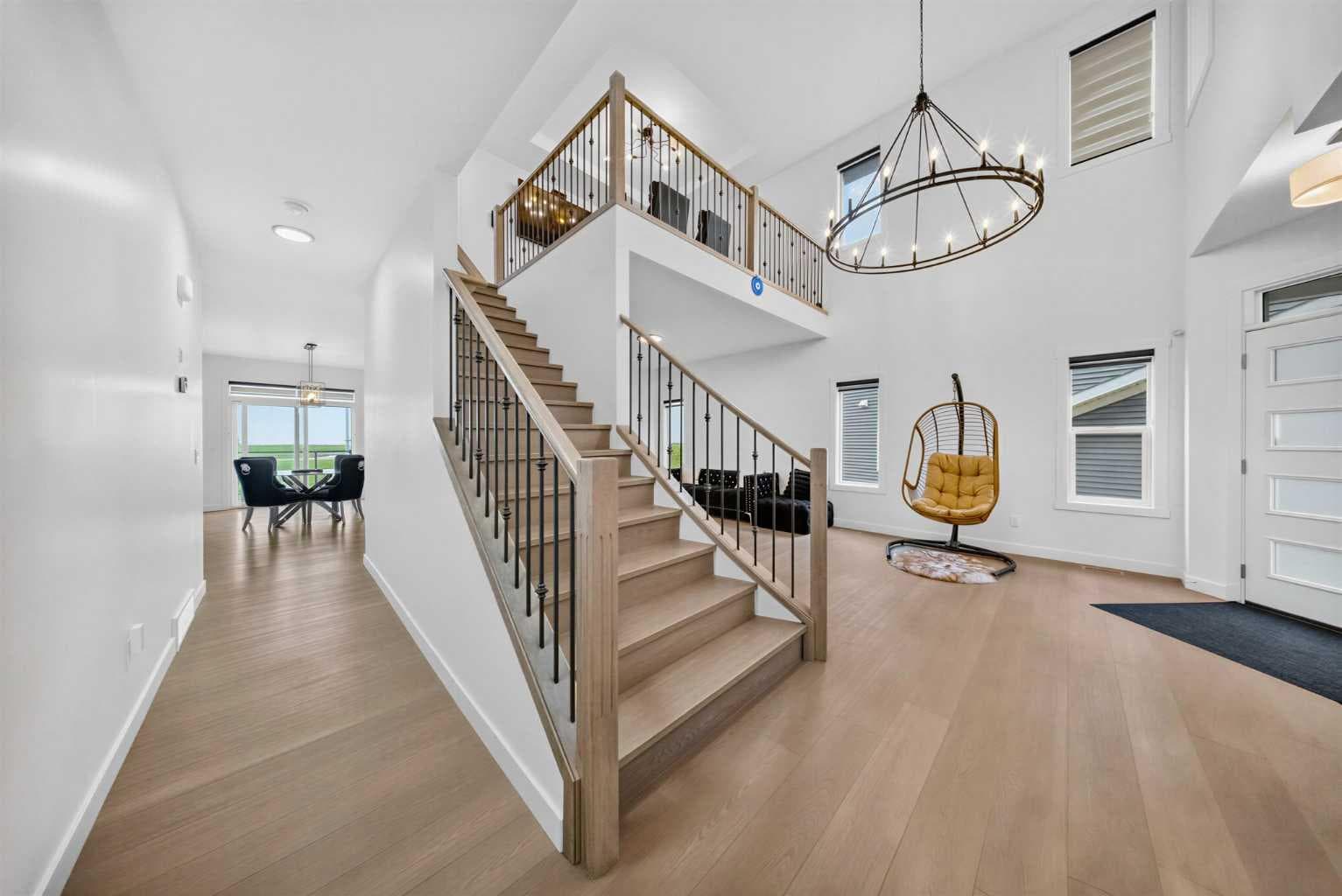 105 Homestead Crescent NE