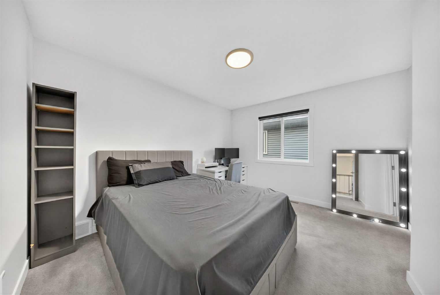 105 Homestead Crescent NE