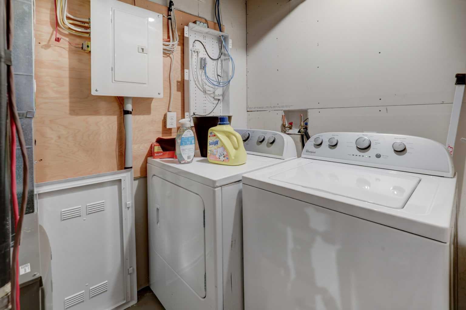 131 Copperpond Common SE