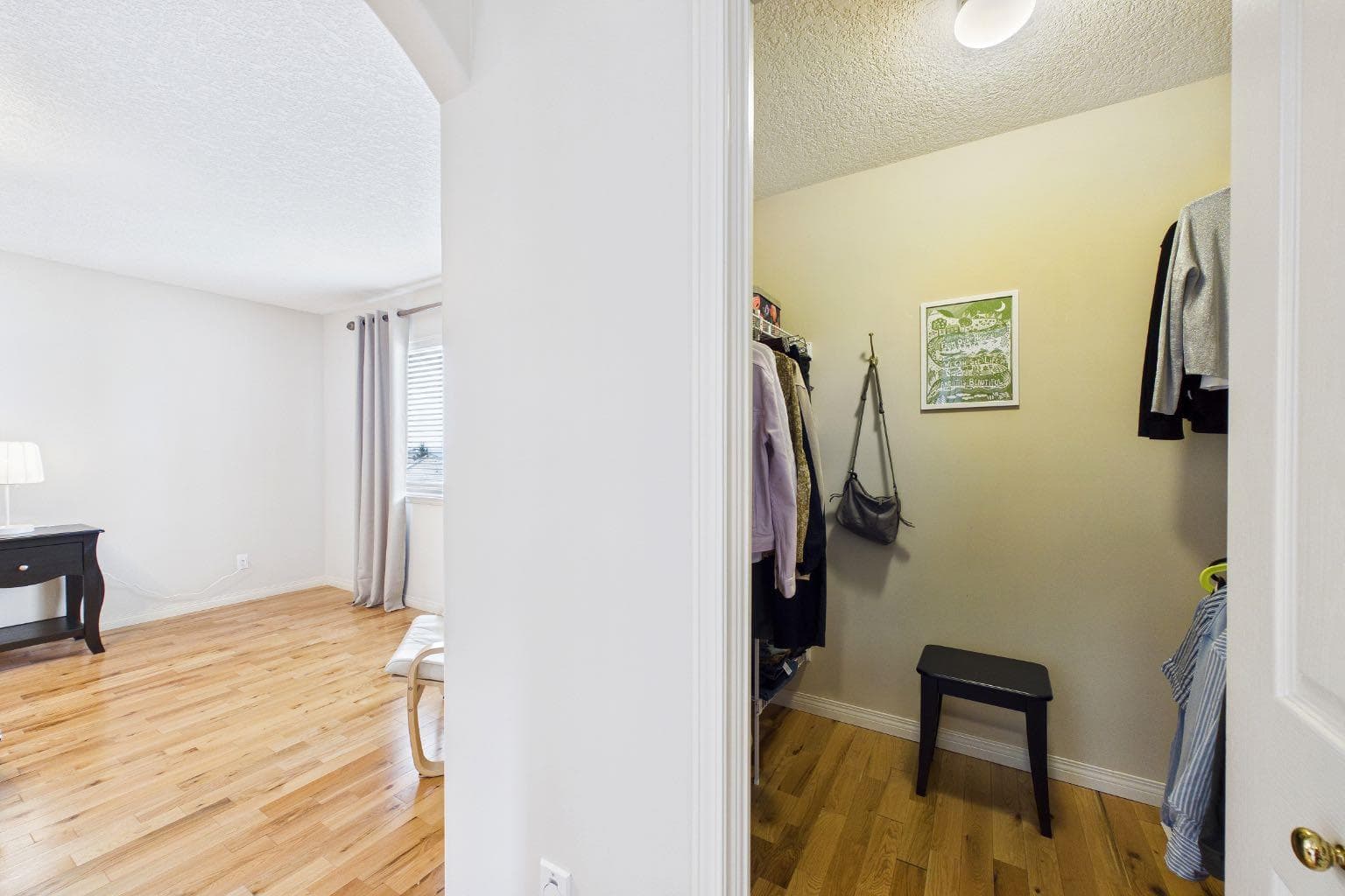 15 Royal Crest Terrace NW