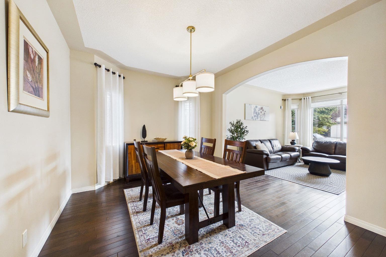 15 Royal Crest Terrace NW