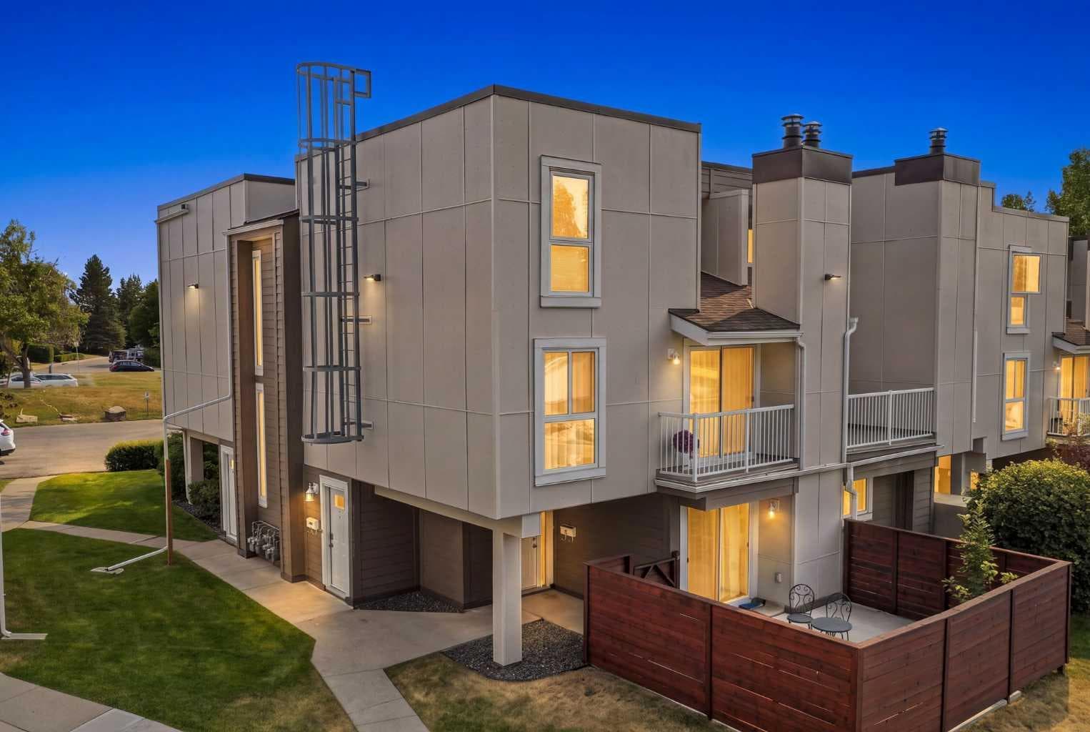 412, 13104 Elbow Drive SW