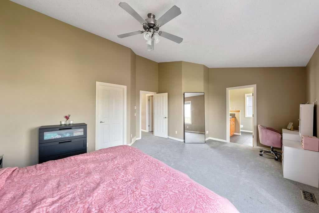 115 Coopers Hill SW