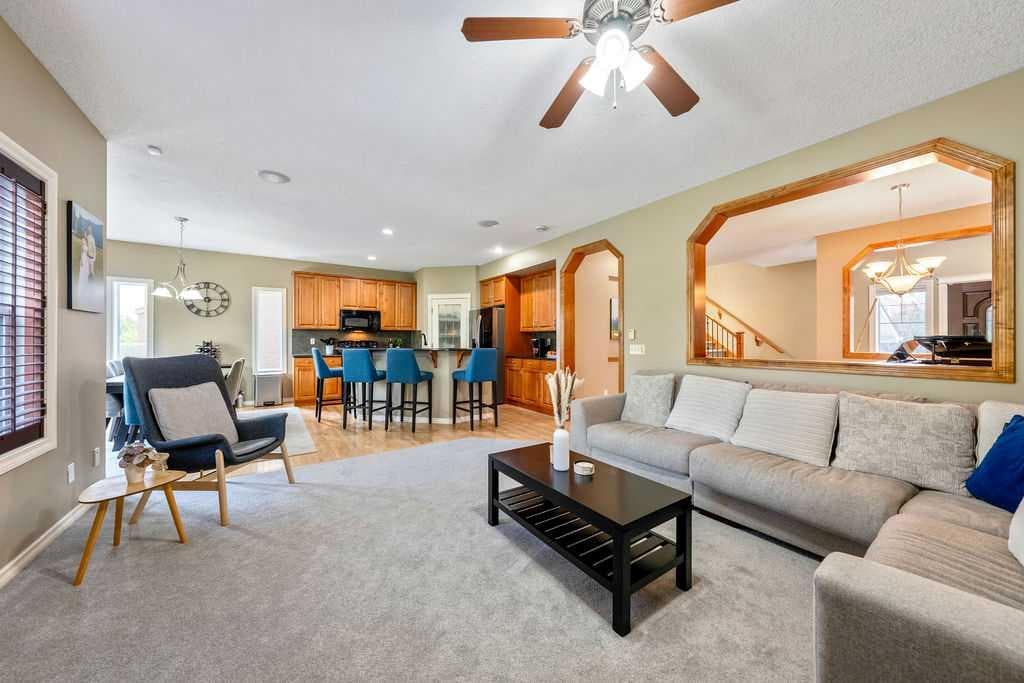 115 Coopers Hill SW