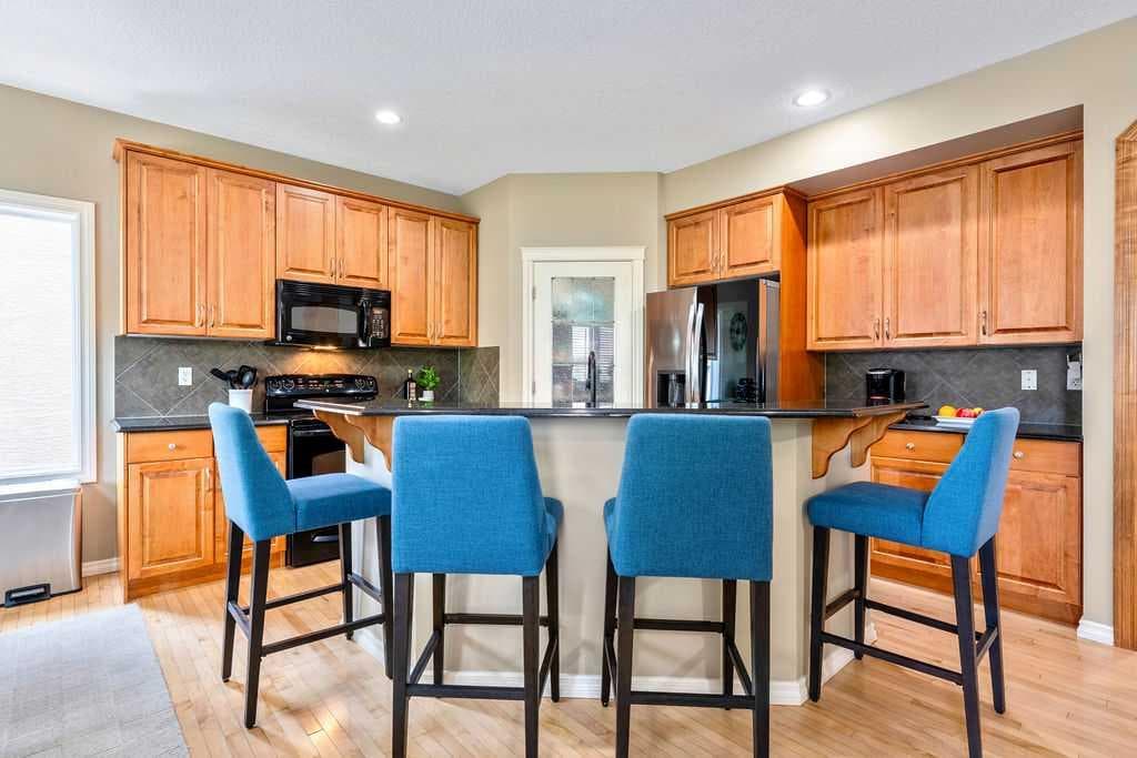 115 Coopers Hill SW