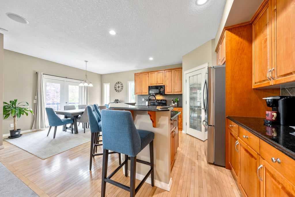 115 Coopers Hill SW