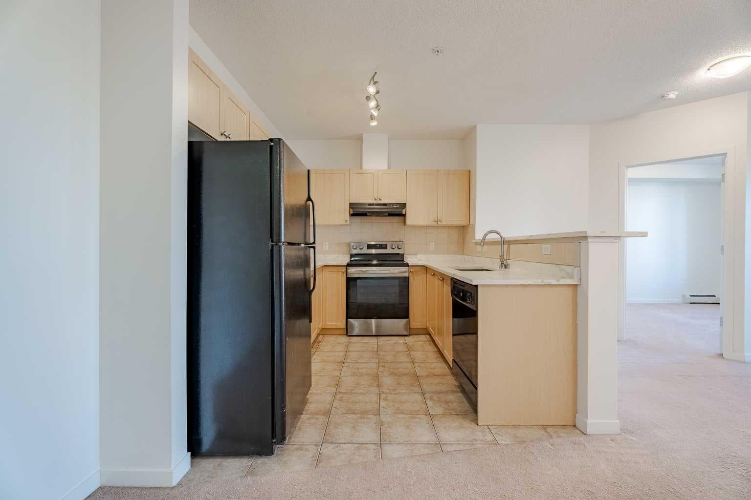 1212, 333 Taravista Drive NE