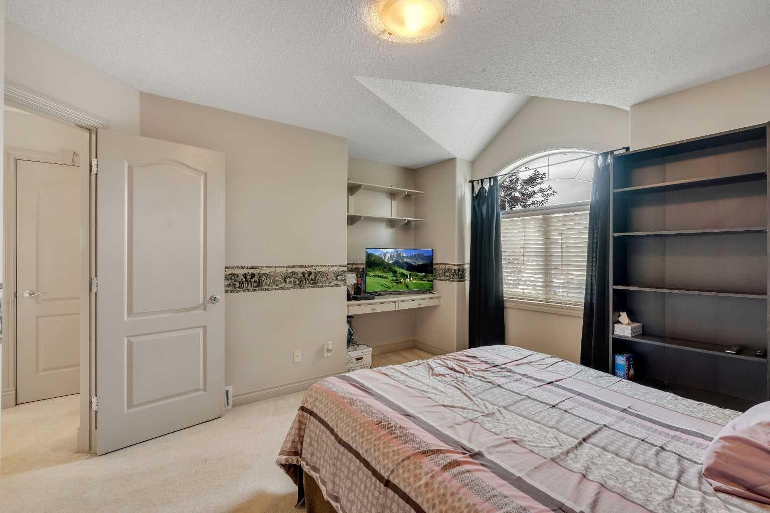 11 Tuscany Ridge Park NW