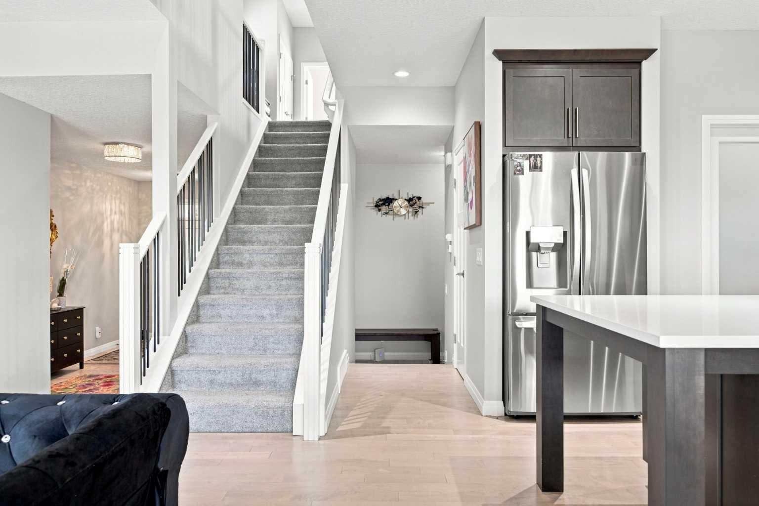 12 Masters Court SE