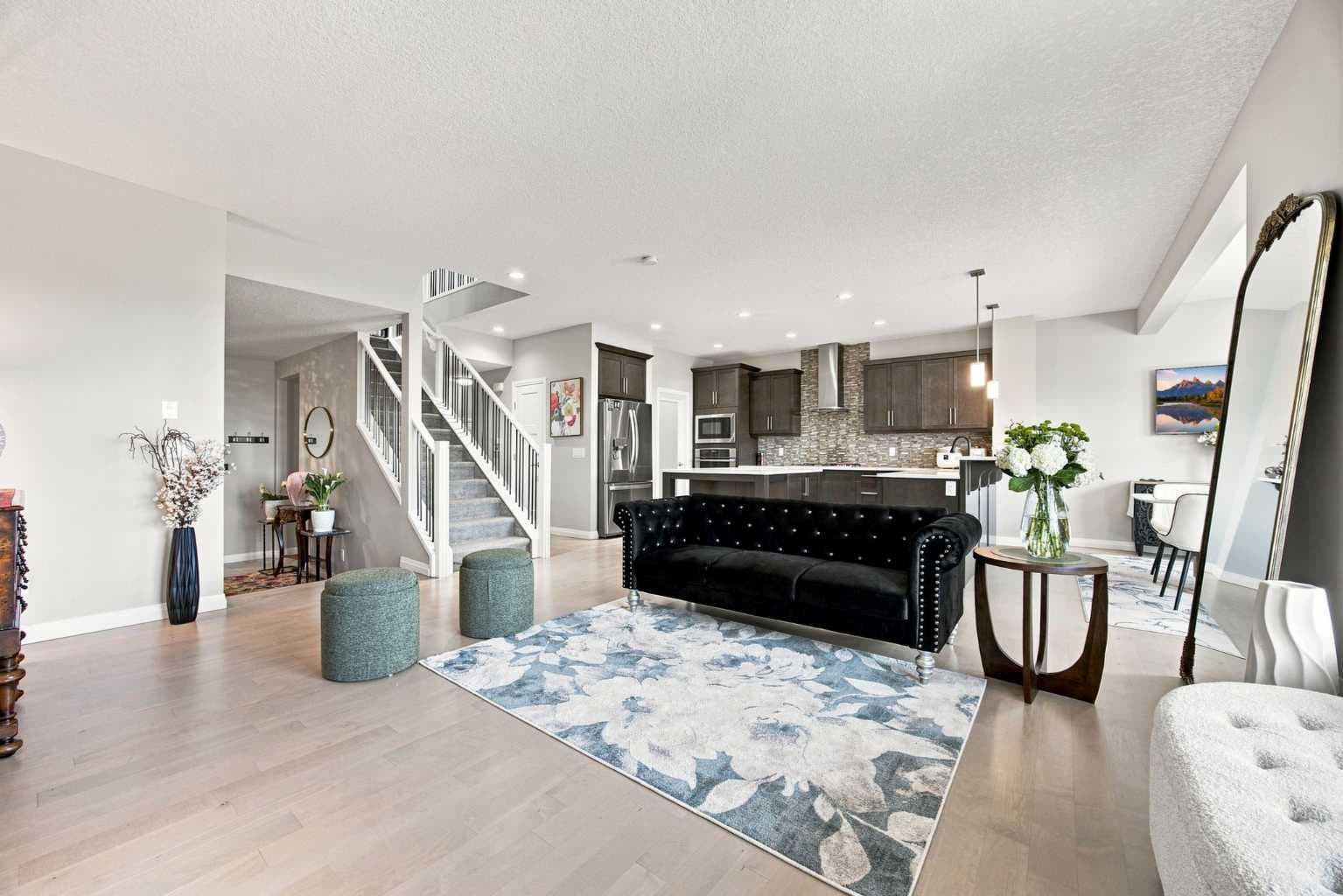12 Masters Court SE