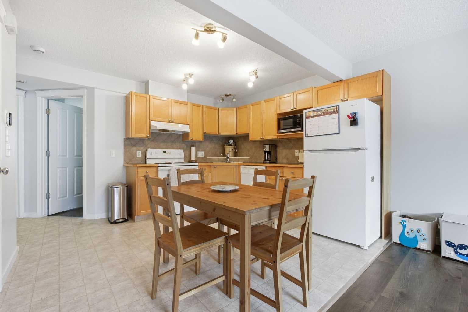 708, 140 sagewood Boulevard 