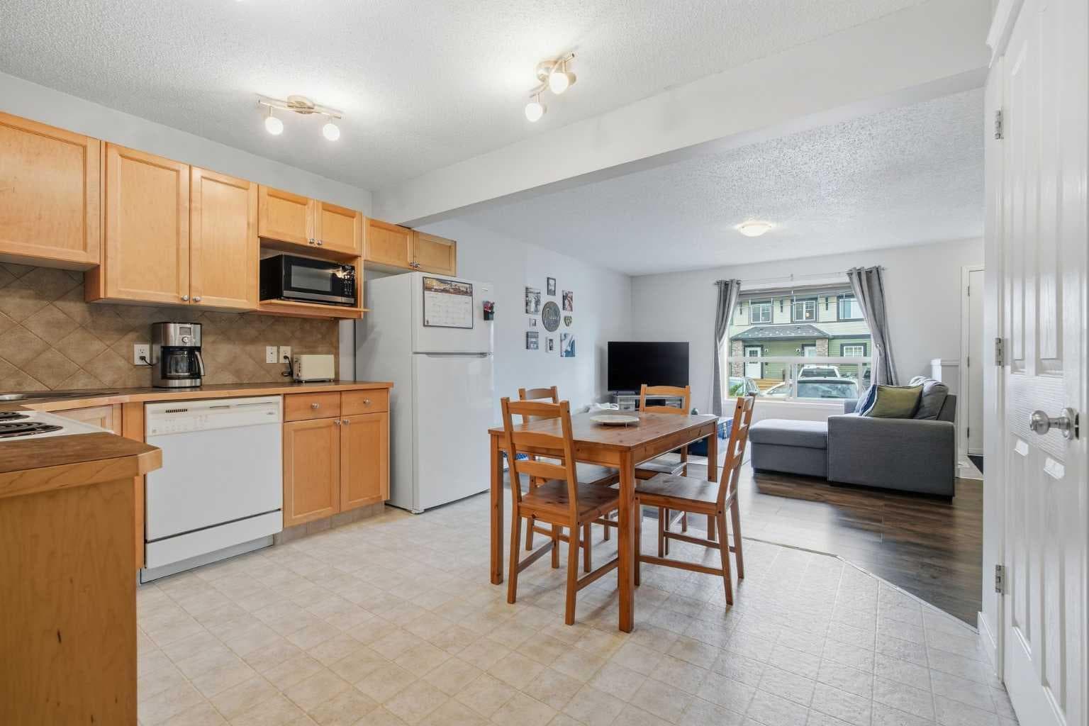 708, 140 sagewood Boulevard 